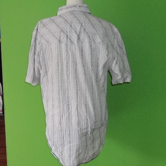 Blue Sol Men's Large Button down Shortsleeve Shirt - Picture 6 of 7